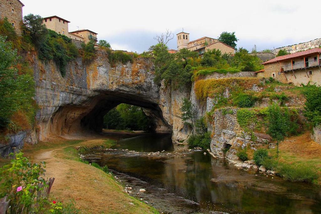 Lunair Ciudad De Medina Медина де Помар Екстериор снимка